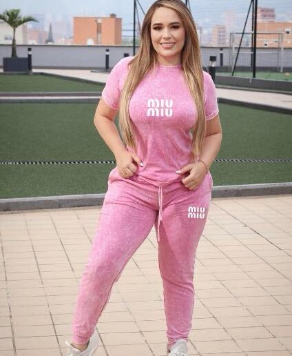 Set tay day miu miu